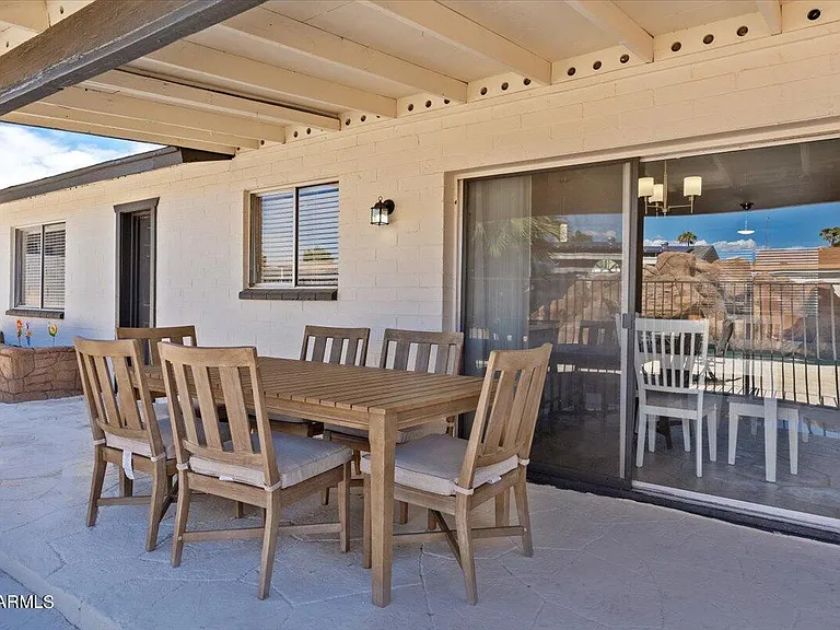 1014 W Angela Dr — Photo 20