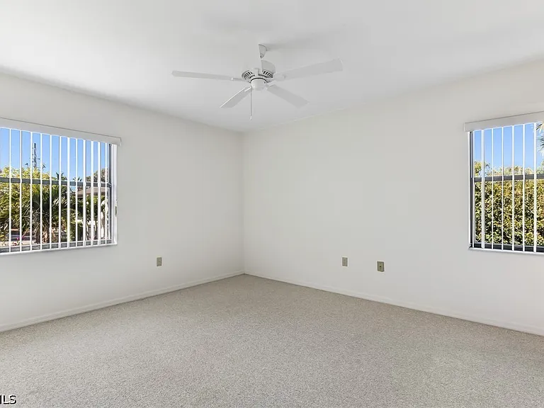 9305 Lake Park Dr #204 — Photo 9