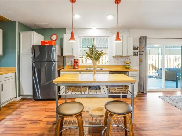 241 S Paseo Laredo, Cathedral City, CA 92234