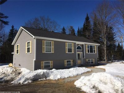 100 Baker Rd, Winterport, ME, 04496