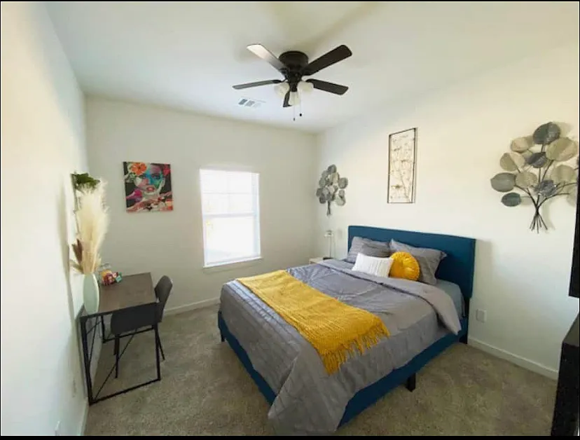 3 bed, 1643 sqft, $2,200 — Photo 2