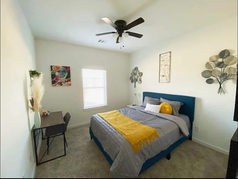 1761 Summit Crossing Ln — Photo 2