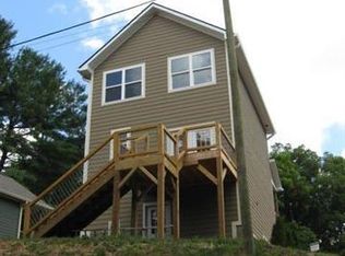 7 Rosecrest Ct, Asheville, NC 28804