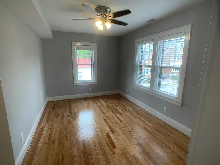 1914 Eastern Ave #3 — Photo 7