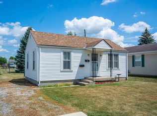 122 S Rauthland Ave, Wapakoneta, OH 45895