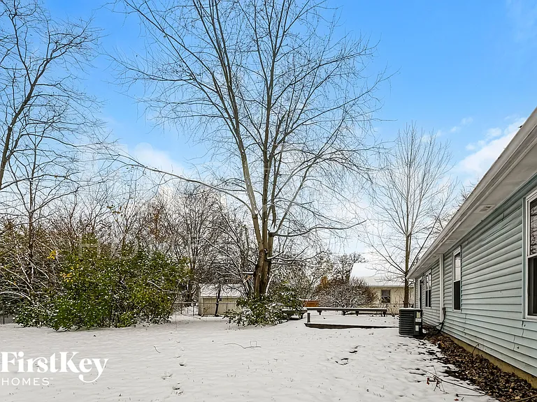 7427 Cobblestone West Dr — Photo 18