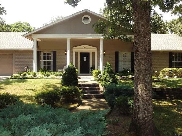 223 E 117th St S, Jenks, OK 74037