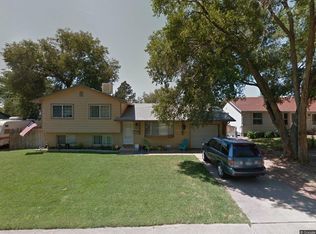 19 Macnaughton Rd, Pueblo, CO 81001