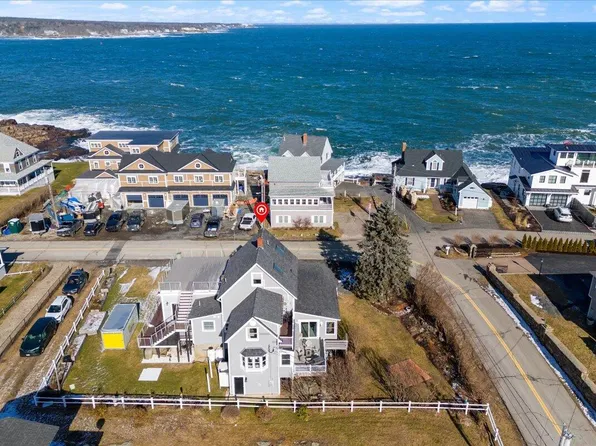 125 Broadway, York, ME 03909