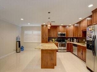 4180 NW 5th Ave, Boca Raton, FL 33431