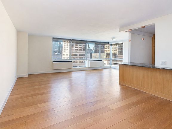 2nd image of 1965 Broadway APT 14H