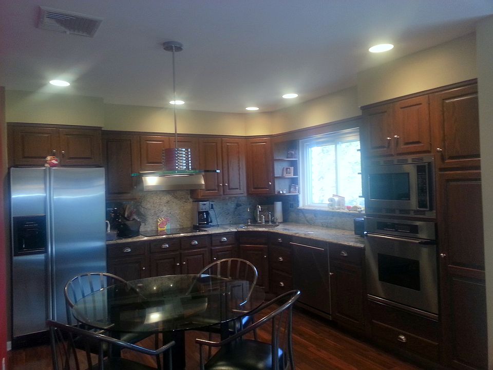 1st image of 60 Morewood Oaks