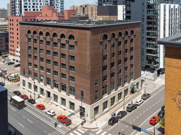 250 Park Ave Unit 502, Minneapolis, MN 55415