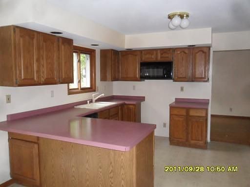 4th image of 620 Wilson Ave