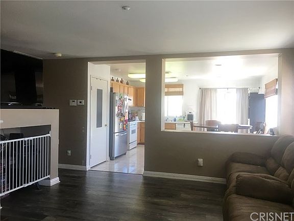 3rd image of 12151 Canyon Hill Ave
