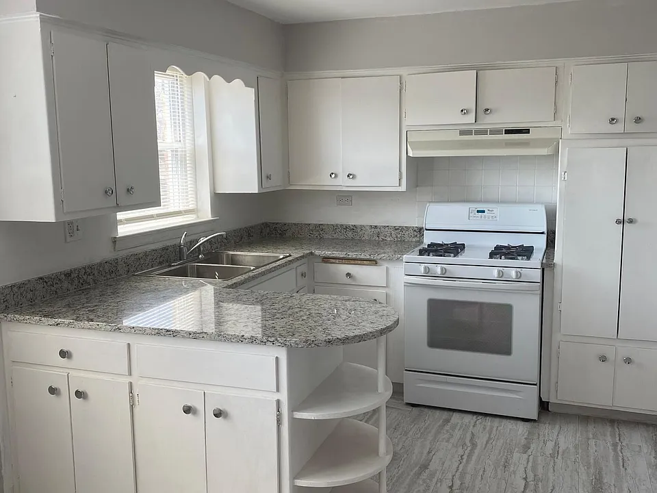 Brand new kitchen!