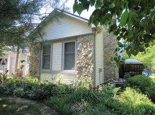 6137 Sawmill Woods Dr, Fort Wayne, IN