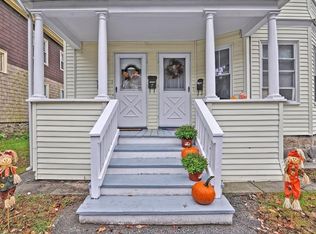 23 Saunders St, North Andover, MA 01845