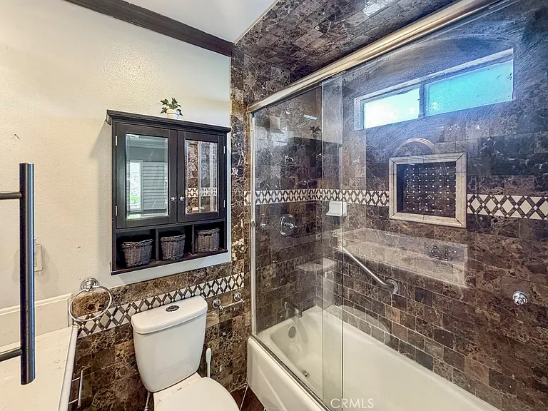 16207 Inyo St — Photo 22