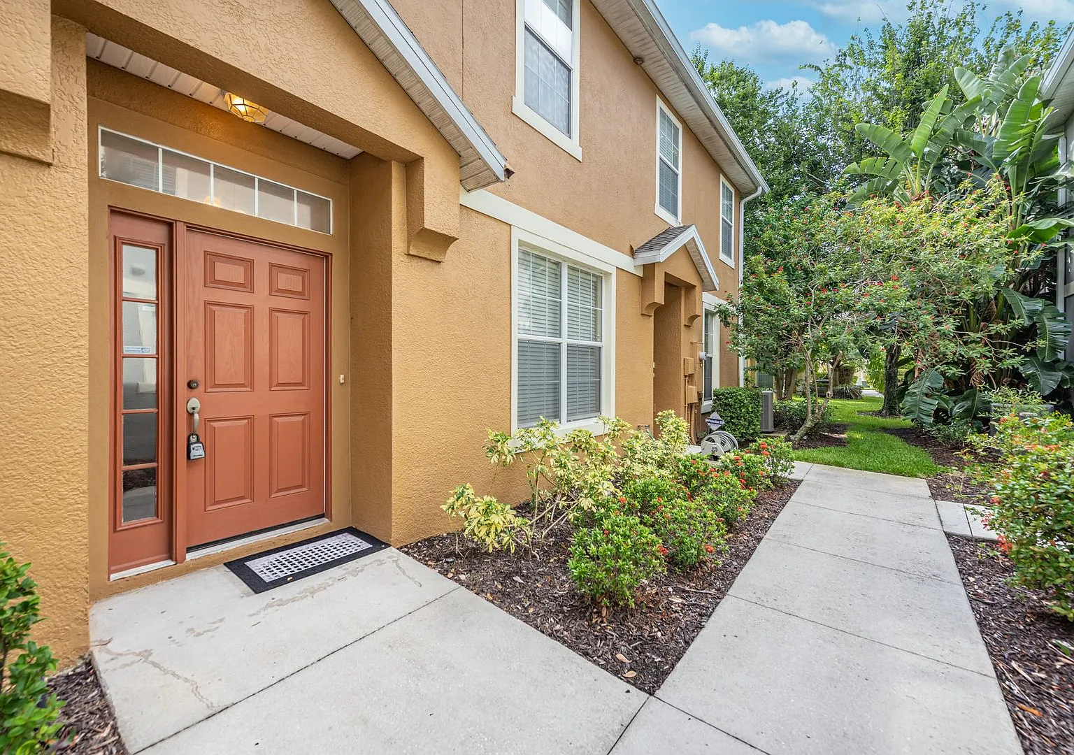6750 Eagle Feather Dr — Photo 3