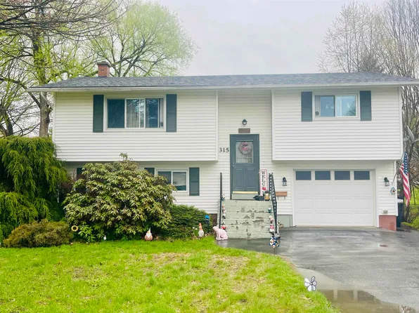 315 Jackson Street, Newport City, VT 05855