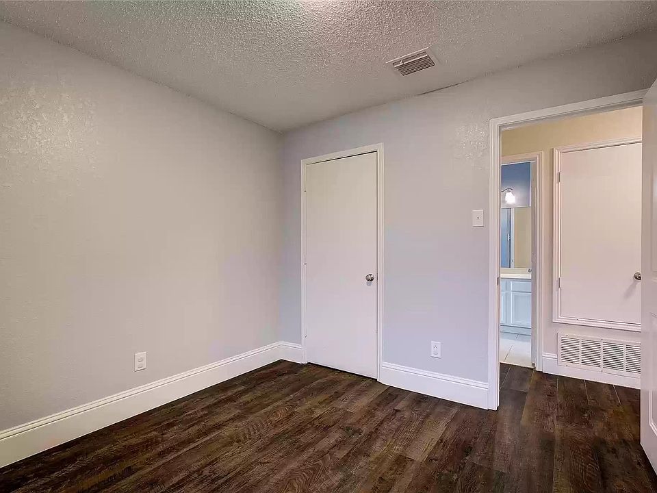 1st image of 4719 Pine St