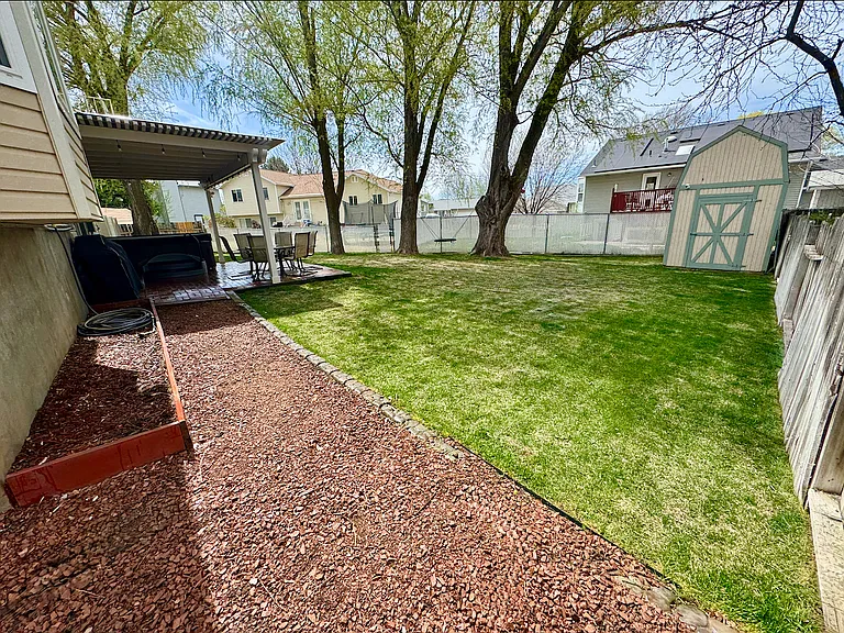 4393 S 2875 W — Photo 48