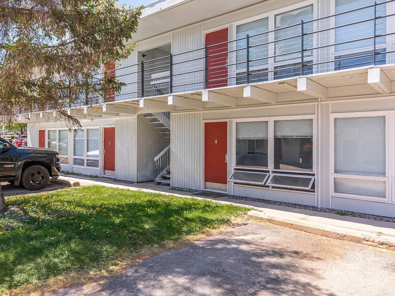 The Colby Apartments — Photo 4