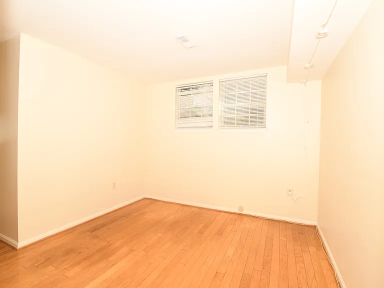 7802 Mistic View Ct — Photo 17