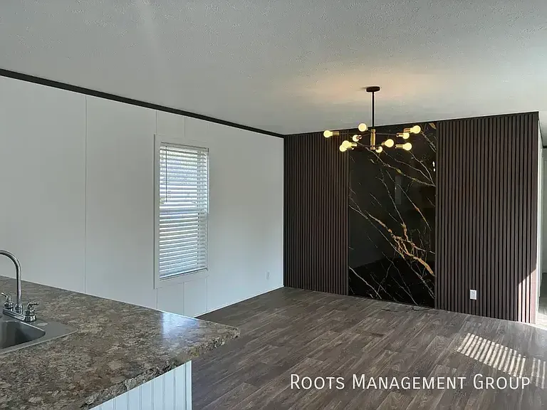 2621 Jeffersonville Rd #23 — Photo 3