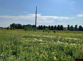 1825 Bluestem Dr, Mankato, MN 56001