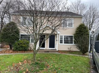 26 Alyssa Ln, Fairfield, CT 06825