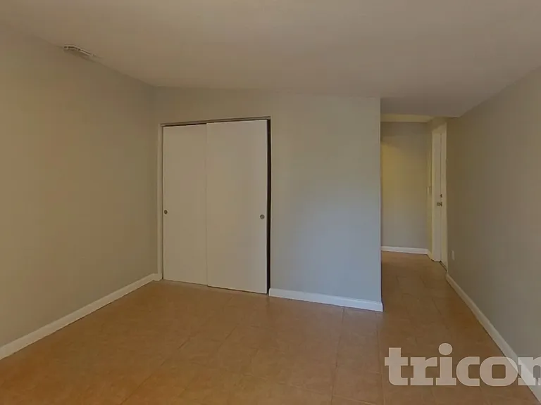 4313 W Bay Ave — Photo 7