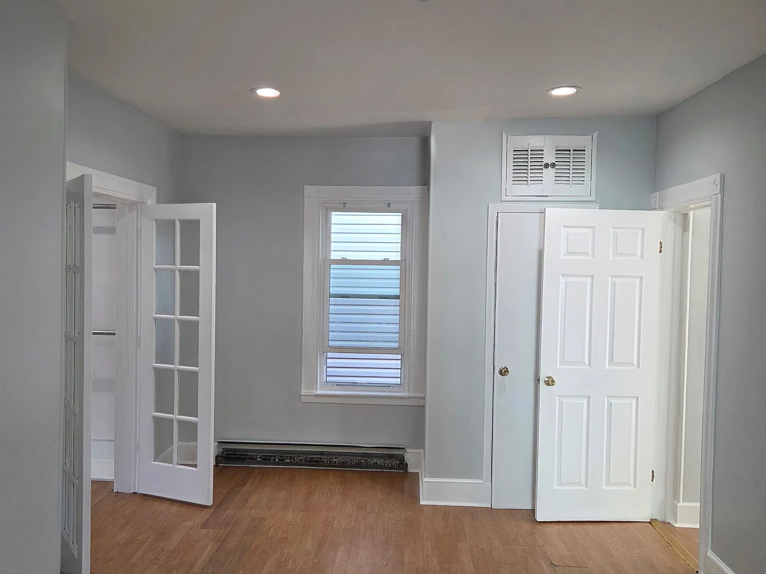 2 bed, 1938 sqft, $2,300 — Photo 1