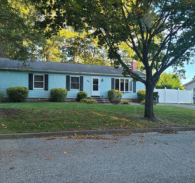 99 10th Ave, Holtsville, NY 11742 Zillow