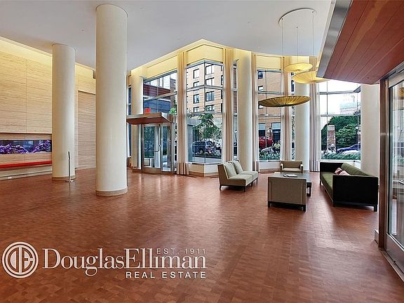 5th image of 70 Little St W #20F