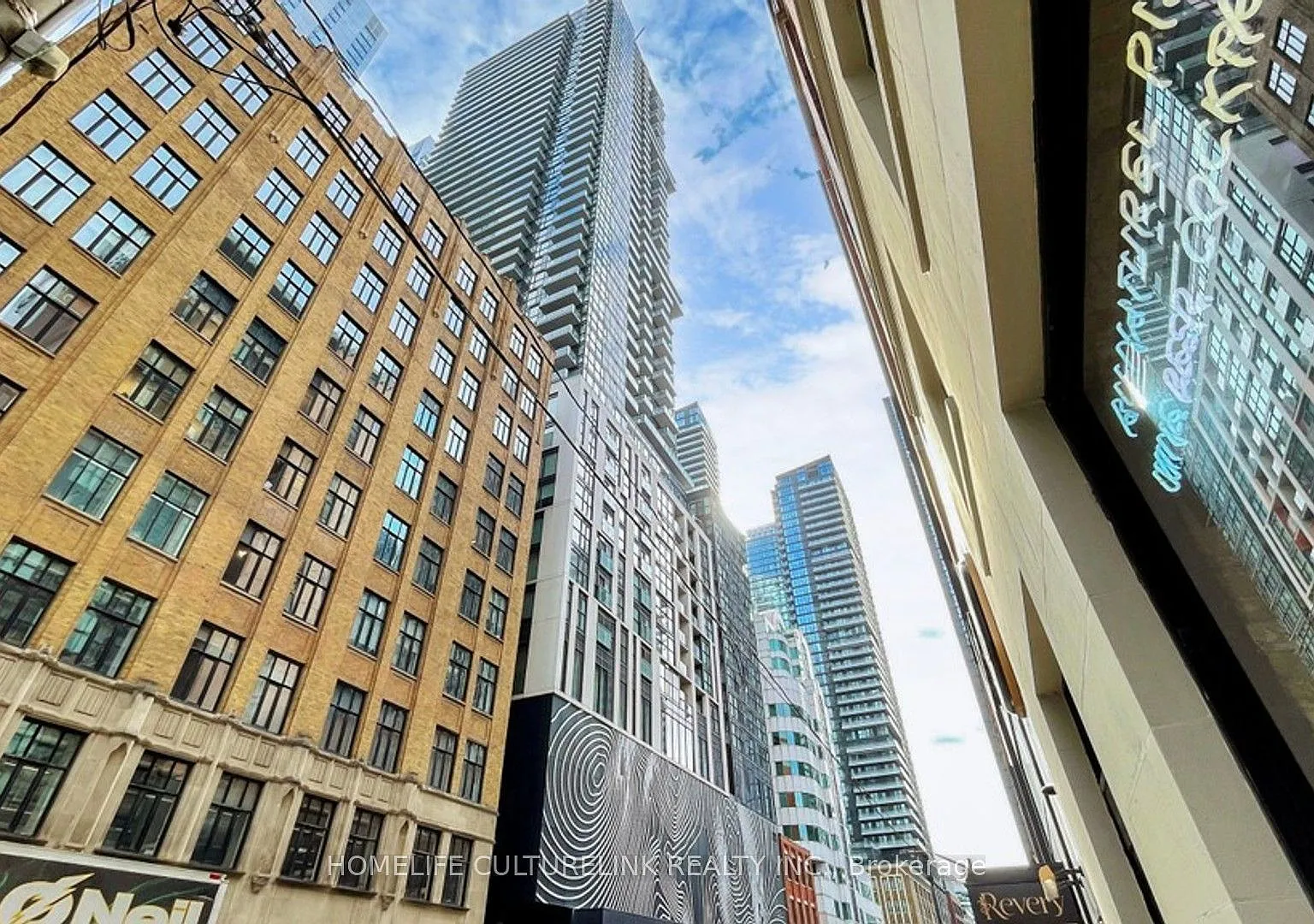 2 bed, $2,450 — Photo 4