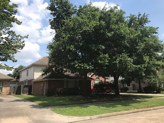 3rd image of 7711 Adagio Ave