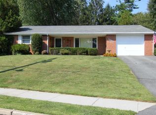 1055 Ridge Ave, Columbia, PA 17512