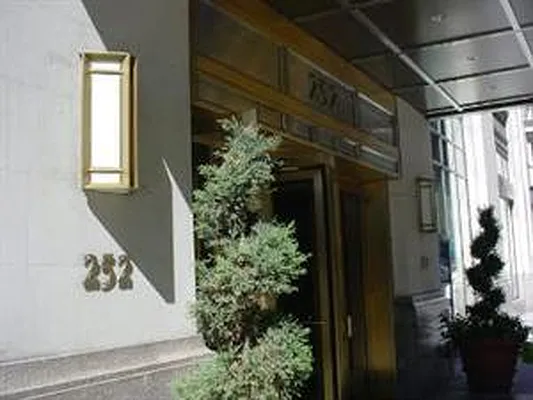 Rented by Corcoran | media 2