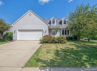 590 Berkshire Dr, Saline, MI 48176