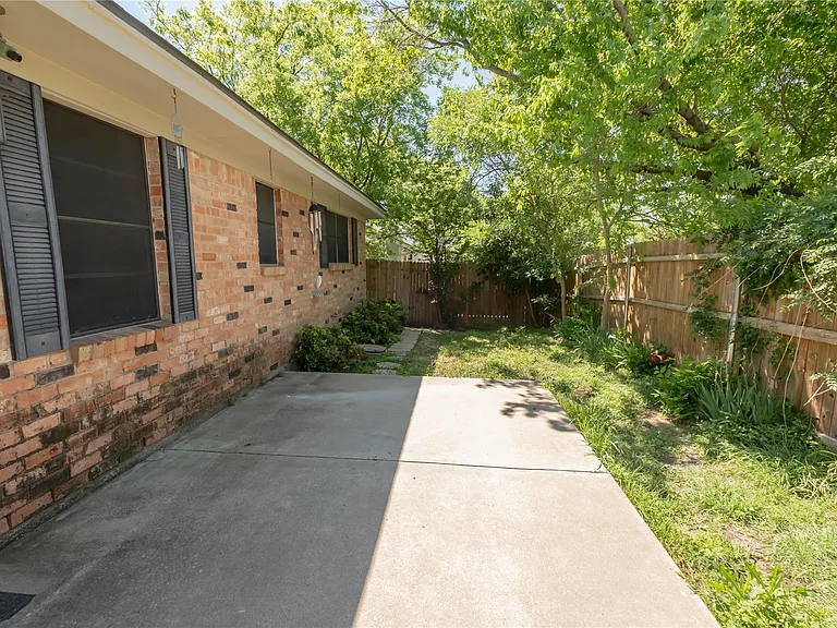 5101 Locke Ave — Photo 14