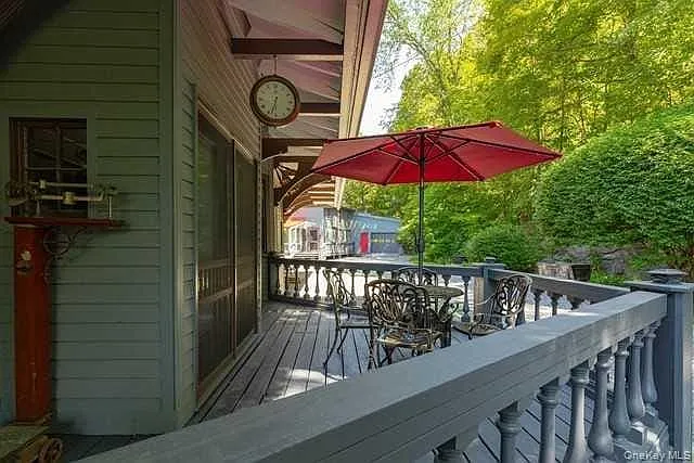 1 bed, 2.0 bath, 3661 sqft, $4,000 — Photo 3