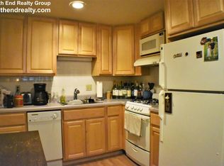 28 Rutland Sq #3A, Boston, MA 02118
