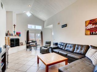 4373 Vuelta Dorado, Santa Fe, NM 87507