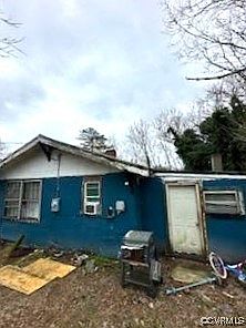 5th image of 1208 Saint James St