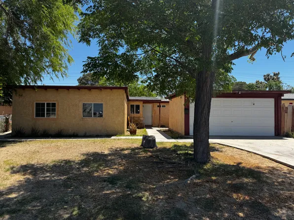 44110 Carolside Ave, Lancaster, CA 93535