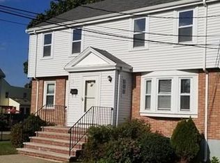 12 Woodglen Rd #1, Hyde Park, MA 02136