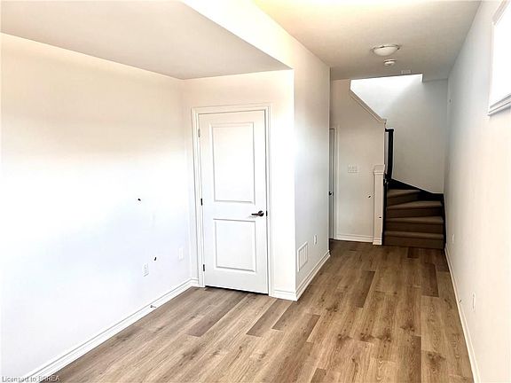 4th image of 461 Blackburn Dr #110