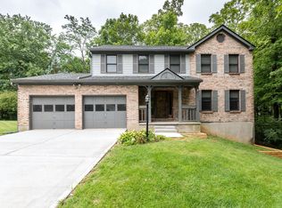 1392 Whitaker Ln, Amelia, OH 45102